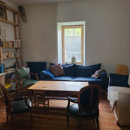 La Grande Maison Nyaraló